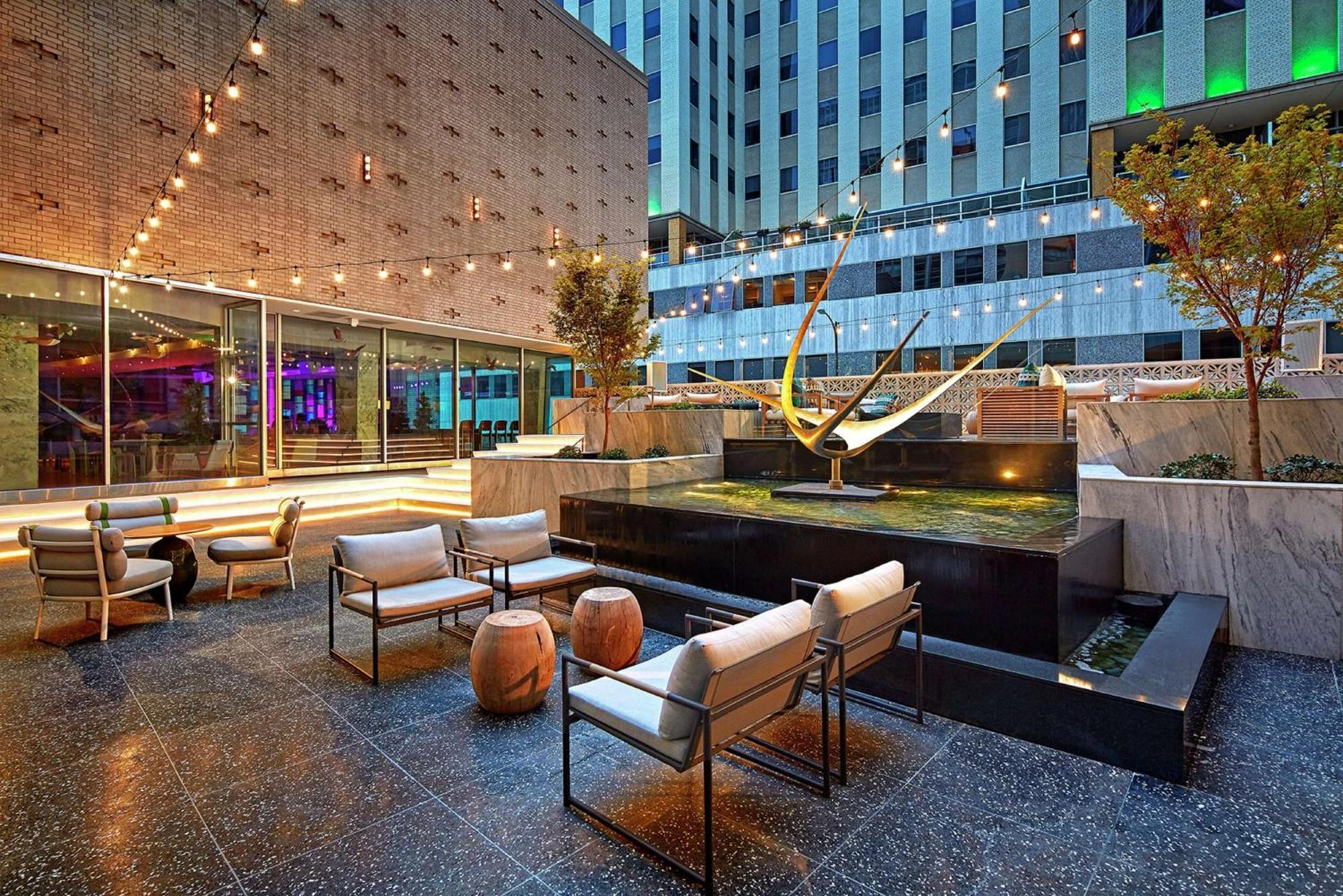 The Statler Dallas, Curio Collection By Hilton Exterior photo